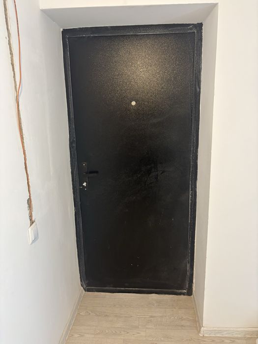 Продам Входную дверь