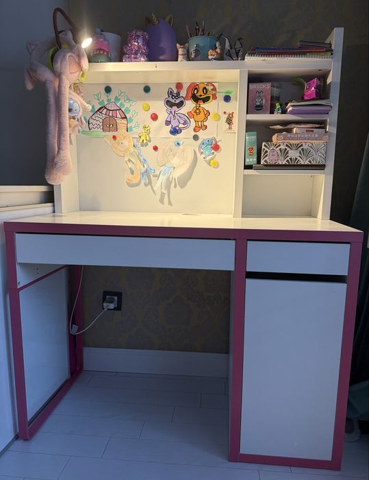 Стол Икеа 40000тг.