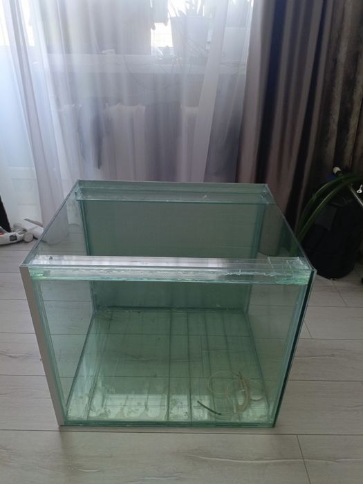Продам аквариум 196 литров