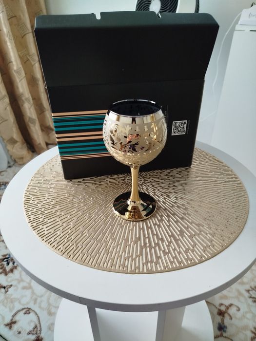 Продам хрустальные фужеры