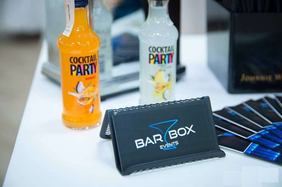 Cocktail bar/bar mobil evenimente, barmani la nunta