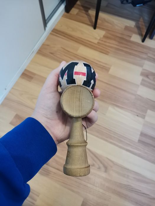 Vând kendama tama krom college Ken sweets prime