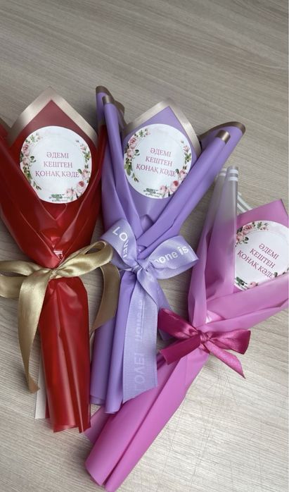 Тойбастар Бонбоньерки из маршмеллоу есть Kaspi red