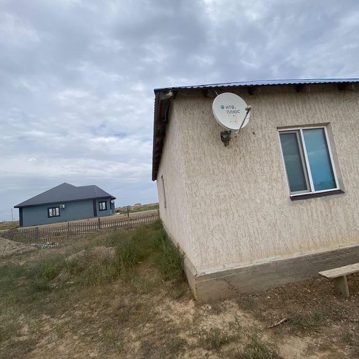 Махамбет ауданынан үлкен үй
