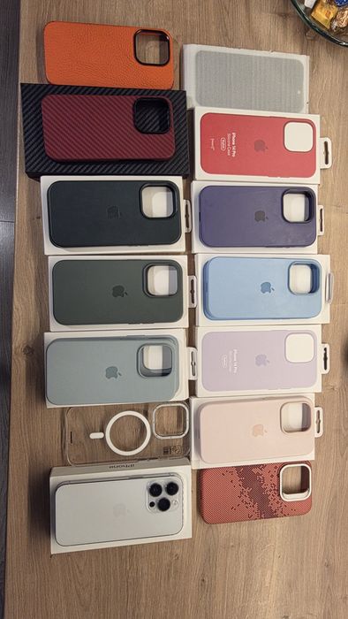 Iphone 14 pro 128gb + multe huse