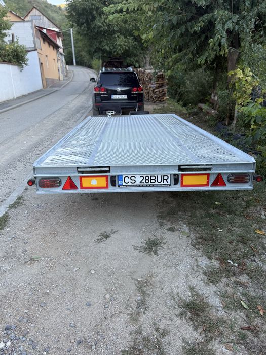 Platforma Gala 4.5m dreapta,plina pe centru