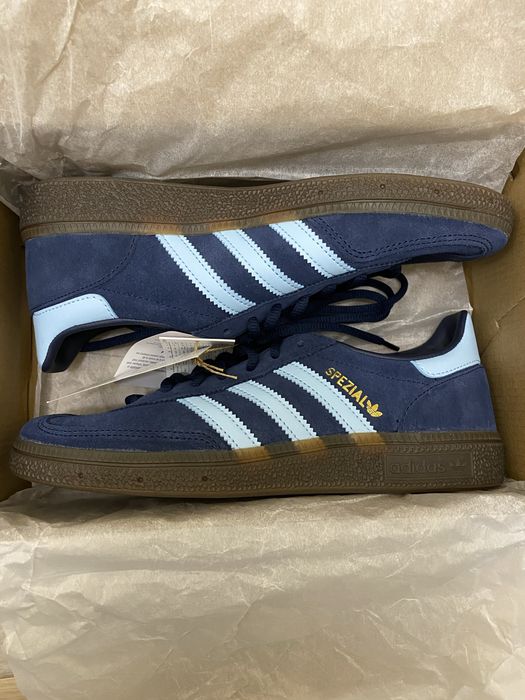 Продам кроссовки Adidas Handball Spezial