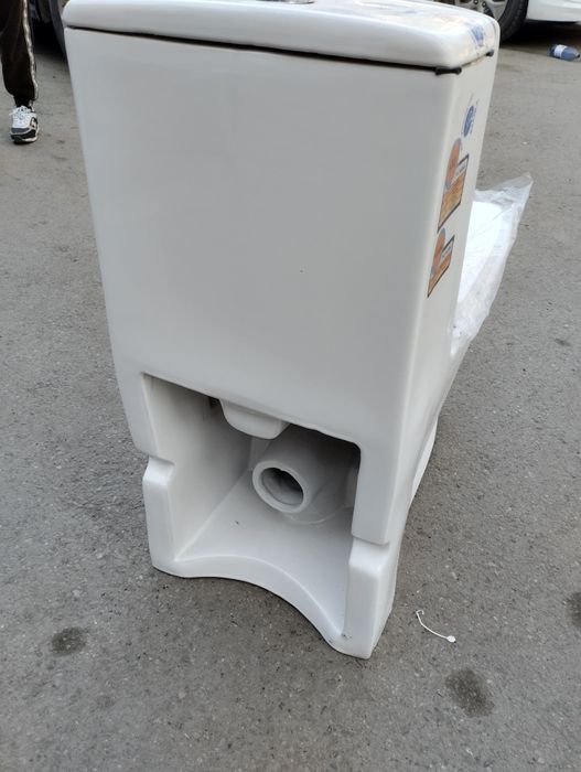 Унитаз моноблок литой