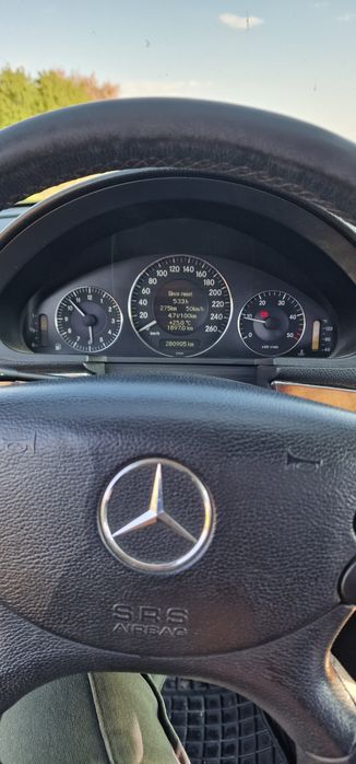 Mercedes w211,e 220 170cp