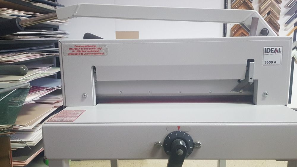 Ghilotina pentru hartie Ideal