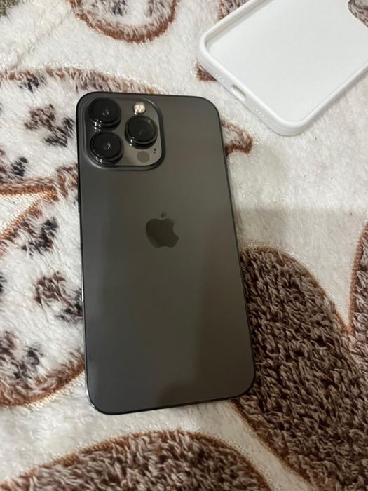 Айфон 13 про в идеальном состоянии