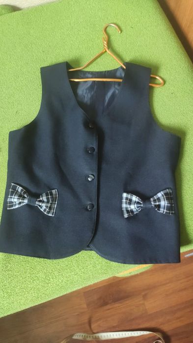 Школьная жилетка для девочки