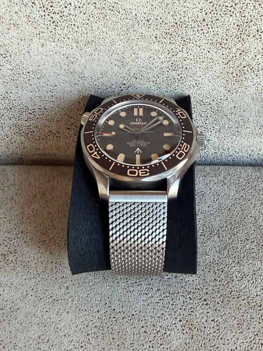 Omega Bond 007 Titanium
