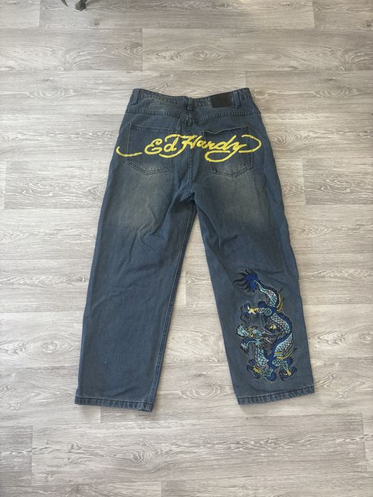 Продаю   джинсы.