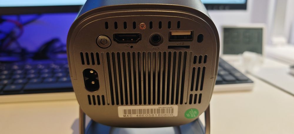 Videoproiector Led  WiFi + Bluetooth