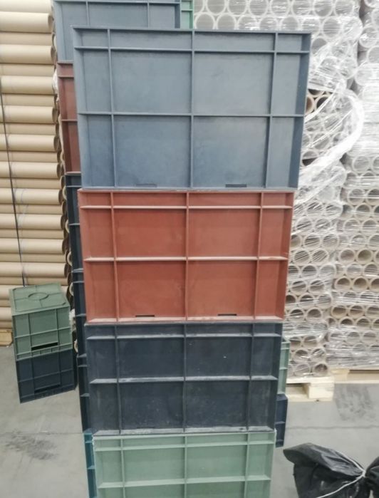 Пластиковые крепкие ящики