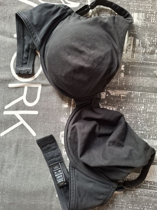 Бюстгальтеры M&S,Вайкики, чашка D