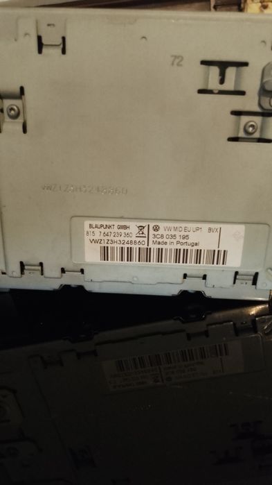 Vând Navi/MP3/Radio/ BT Originala VW Touran/Skoda/Passat/Golf