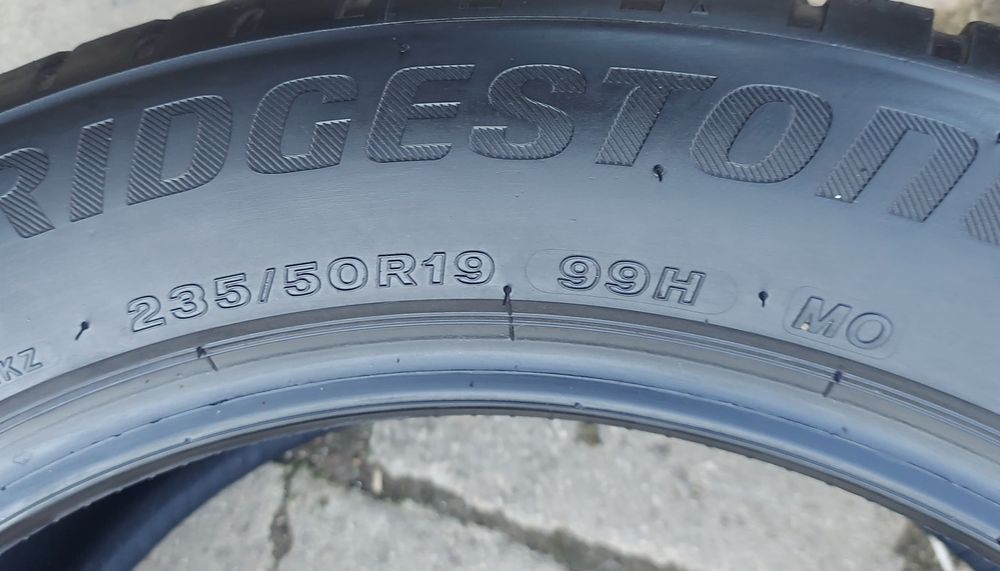 Set 4buc 235/50 R19 99H Bridgestone Blizzak LM001 MO M+S iarnă