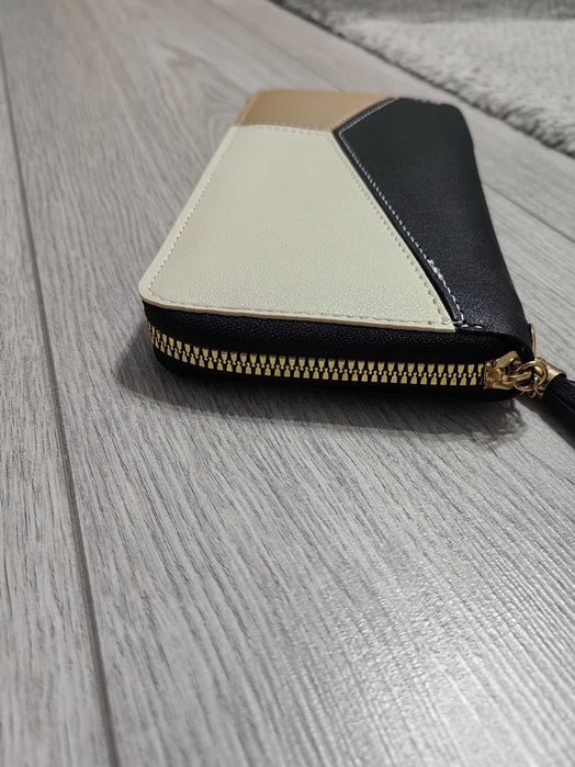 Стилно дамско портмоне