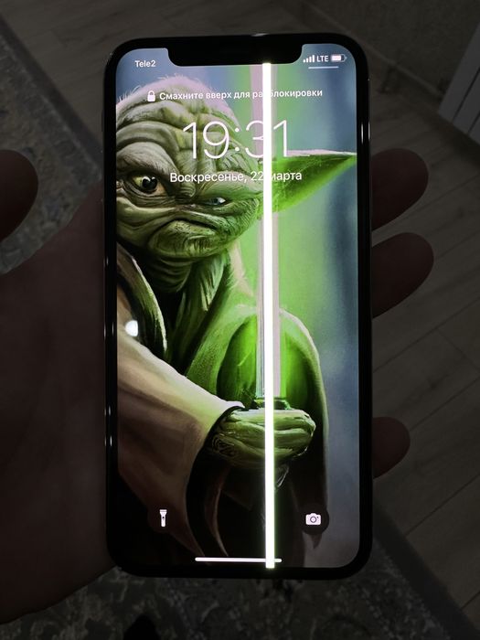 Продам iPhone X Silver 64GB.