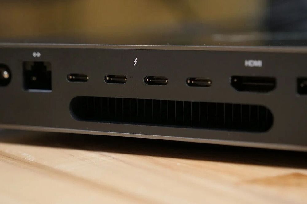 Apple Mac Mini из США (2018) 3.2Ghz 6 Core i7. macOS 15 Sequoia. 5K