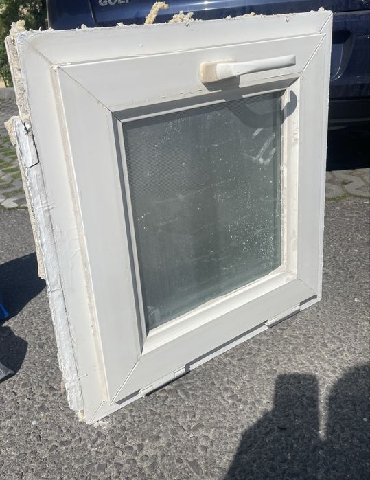 Ferestră termopan pentru baie