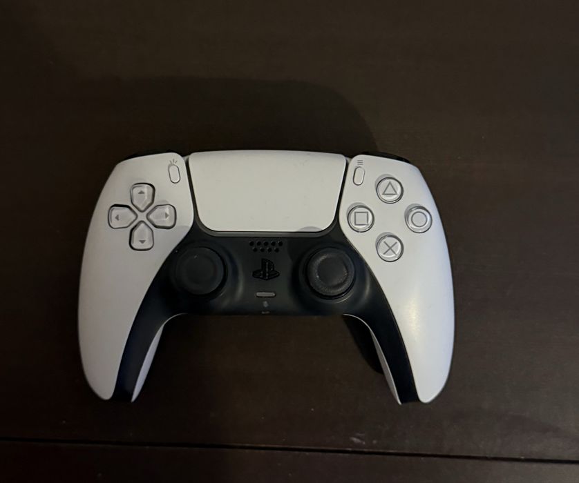 Vând controller original Sony DualSense pentru PlayStation 5
