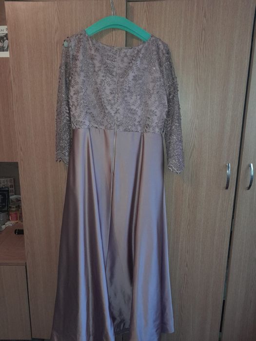 Vând rochie de seara