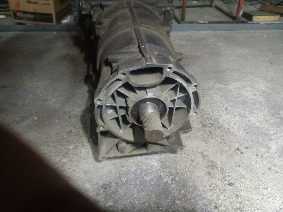 Продаю коробку на Дискавери 3 Land rover