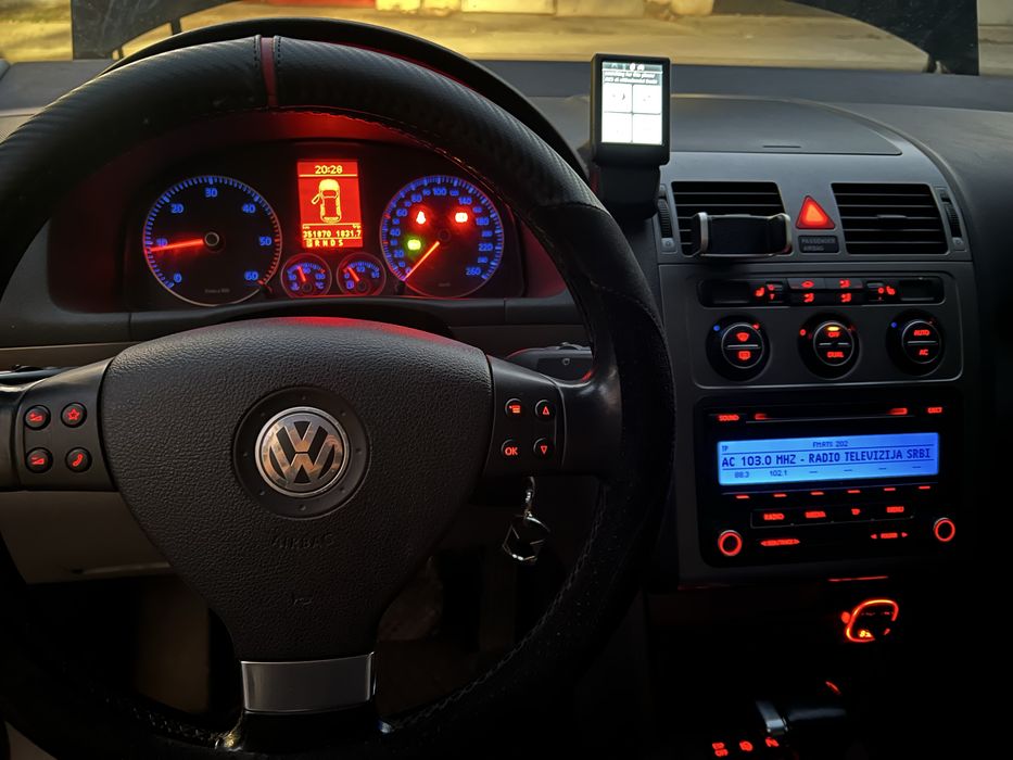 De vanzare vw Turan!