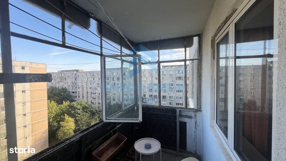 Inchiriere Apartament 3 camere in Crangasi 9 min de metrou , renovat
