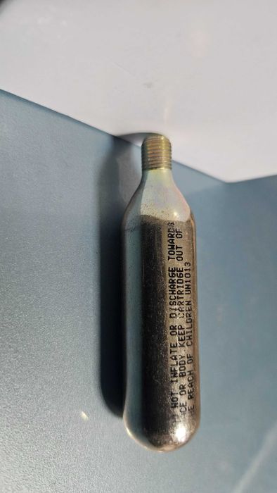 10 БР. СО2 патрони 16 гр. с резба (PG 01001) за автомат за бира