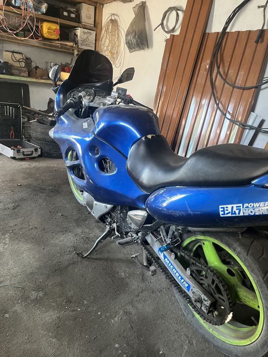 Suzuki gsx600 katana