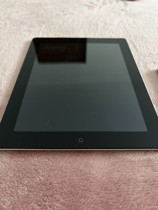 iPad 1 2011 ofertă