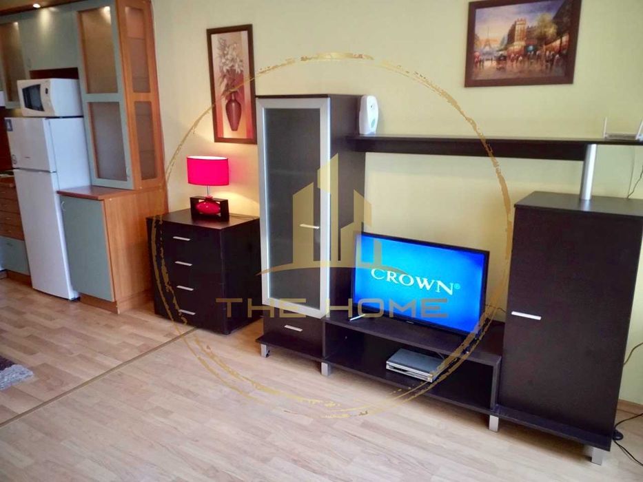 Атрактивен 2 стаен Лятно Кино