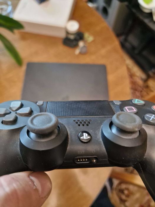 Playstation 4 Slim 500 GB