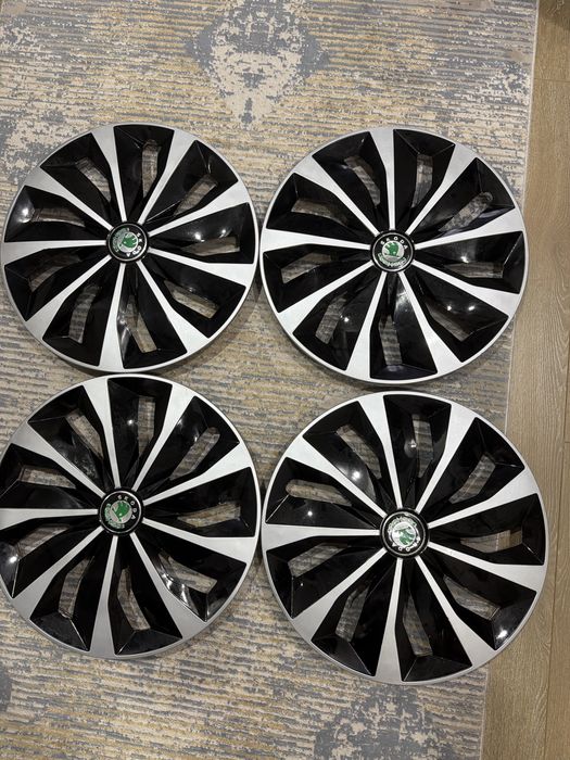 Колпаки автомобильные универсальные