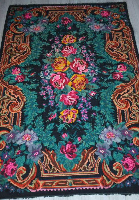 covor vechi antic traditional moldovenesc basarabean manual 300x198 cm