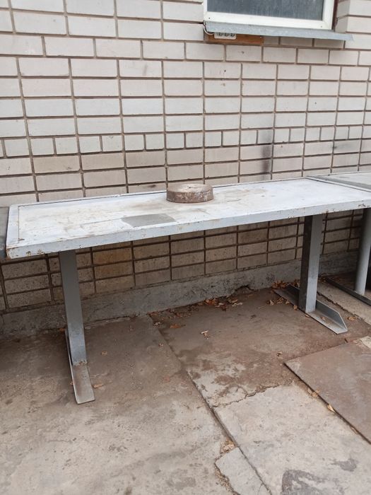 Верстак  темір сатылады,