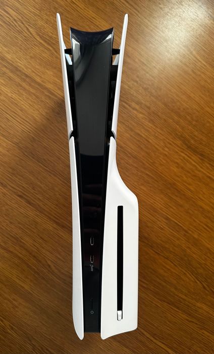 Продам Sony PlayStation 5 slim 1TRB