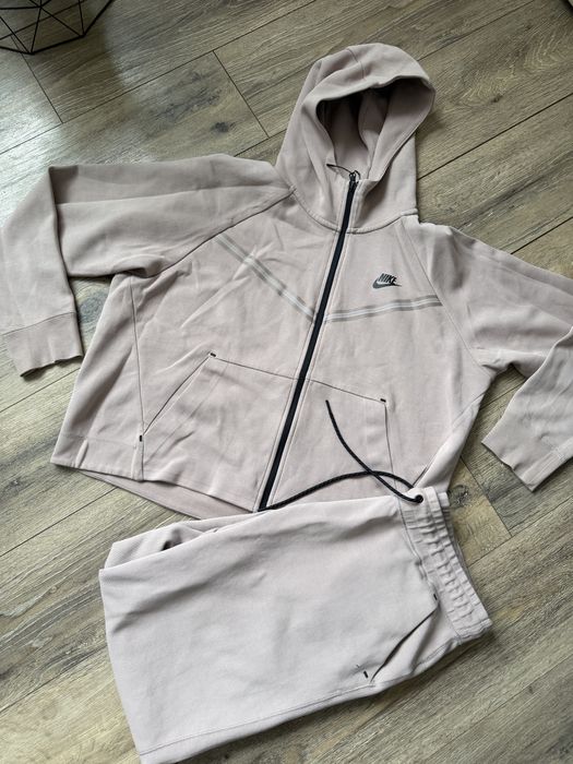 Дамски екип nike teech