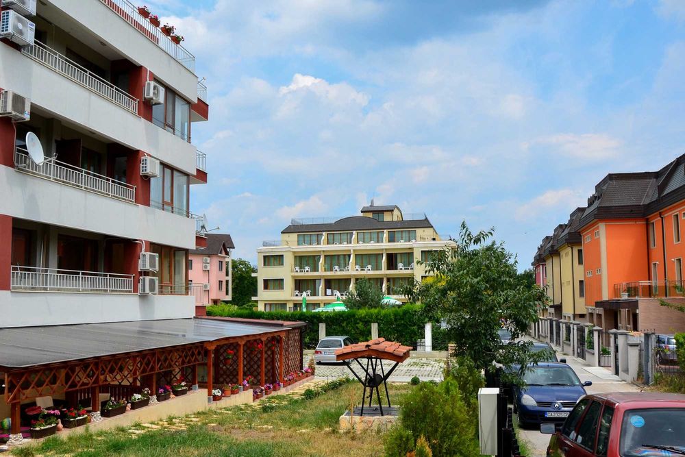 Дава се под наем Тристаен апартамент в Варна, м-т Евксиноград - 80 кв.м за 650 € - Снимка #16