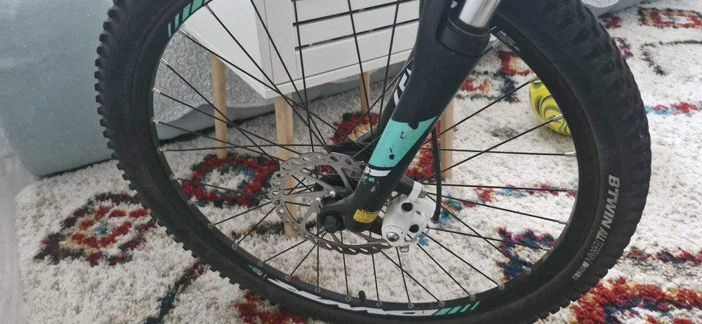 Bicicleta copii 500 ron folosita un an de zile