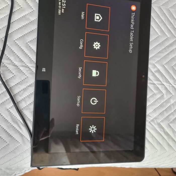 Tableta lenovo thinkpad p00065A defecta