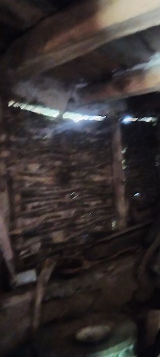 Къща с Трънска банкя