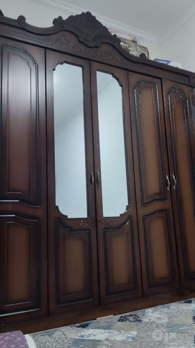 Йотокхона учун шкаф