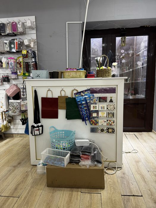 Ресепшн почти новый