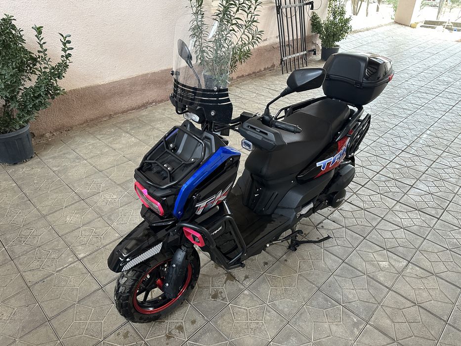 Скутер танк tank