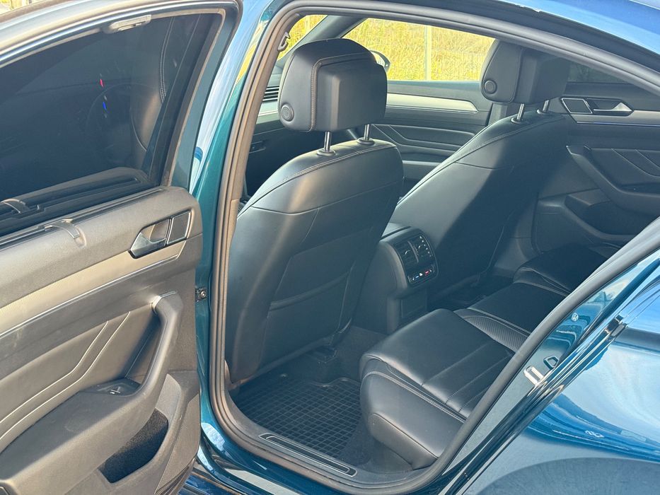 Passat b8 / 4x4 / webasto / propietar